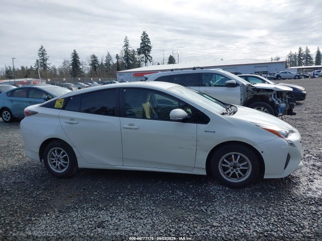 JTDKBRFU1H3048084 Toyota Prius Two