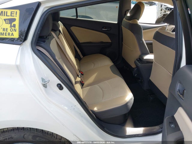 JTDKBRFU1H3048084 Toyota Prius Two