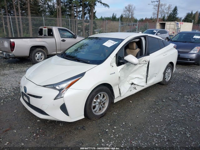 JTDKBRFU1H3048084 Toyota Prius Two