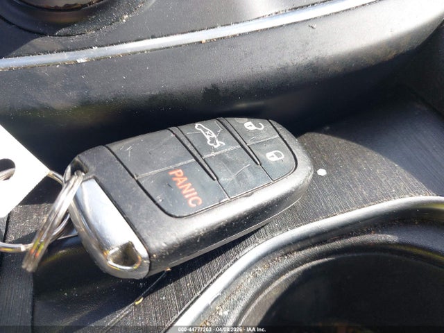 Продаж на аукціоні авто 2015 Chrysler 200 Limited, vin: 1C3CCCAB2FN692476, номер лоту: 44777203