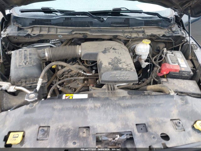 2019 RAM 1500 CLASSIC 3C6RR7KG4KG619867 Photo 9