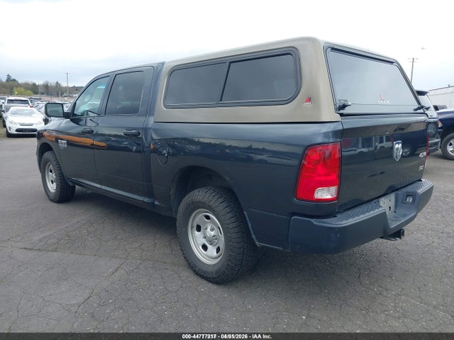 2019 RAM 1500 CLASSIC 3C6RR7KG4KG619867 Photo 2