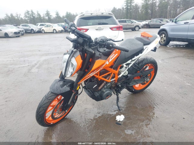 KTM 390 Duke 2017 MD2JPJ404HC215837 Image 2
