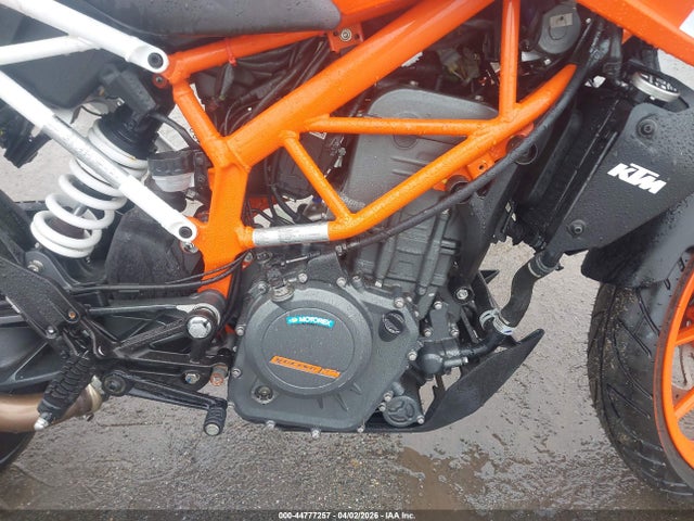 KTM 390 Duke 2017 MD2JPJ404HC215837 Image 8