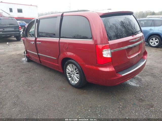 2015 Chrysler Town & Country Touring-l მანქანა იყიდება აუქციონზე, vin: 2C4RC1CG8FR573952, აუქციონის ნომერი: 44777266