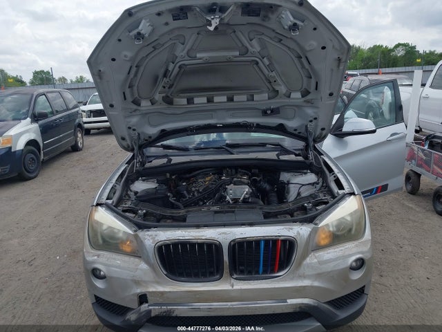 2013 BMW X1 WBAVM1C59DVW46506 Photo 9