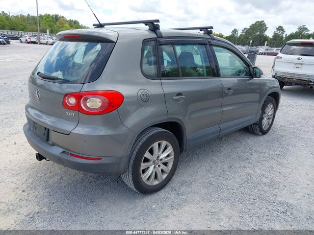 2010 Volkswagen Tiguan S მანქანა იყიდება აუქციონზე, vin: WVGAV7AXXAW531338, აუქციონის ნომერი: 44777287