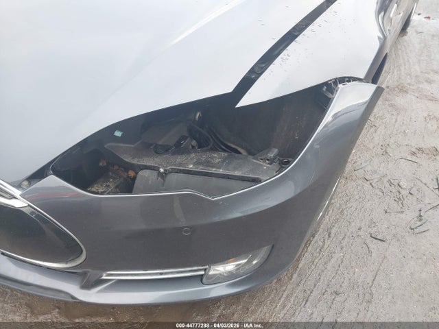 Продаж на аукціоні авто 2015 Tesla Model S 70d/85d/p85d, vin: 5YJSA4H23FF095246, номер лоту: 44777288