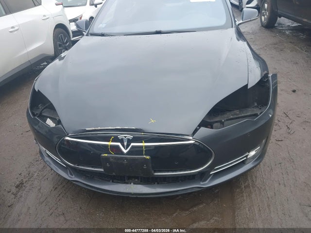 Продаж на аукціоні авто 2015 Tesla Model S 70d/85d/p85d, vin: 5YJSA4H23FF095246, номер лоту: 44777288