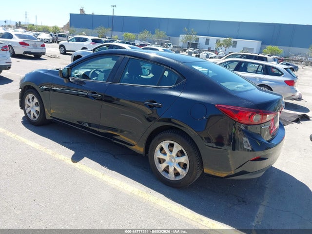 44777311 :رقم المزاد ، 3MZBM1U70FM192582 vin ، 2015 Mazda Mazda3 I Sport مزاد بيع