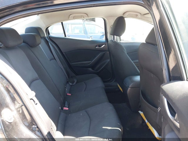 44777311 :رقم المزاد ، 3MZBM1U70FM192582 vin ، 2015 Mazda Mazda3 I Sport مزاد بيع