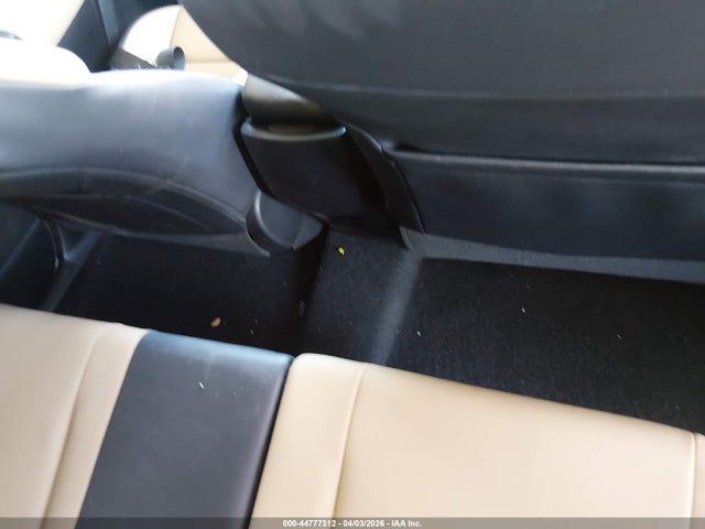 Toyota Rav4 Limited 2018 2T3YFREV7JW455354 Image 8