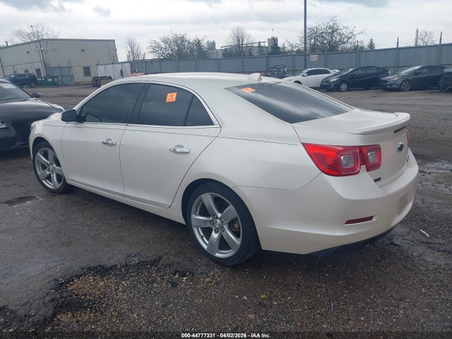 1G11J5SXXEF240422 Chevrolet Malibu 2lz