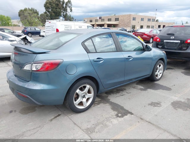 Продаж на аукціоні авто 2011 Mazda Mazda3 I Sport, vin: JM1BL1UG1B1394747, номер лоту: 44777334