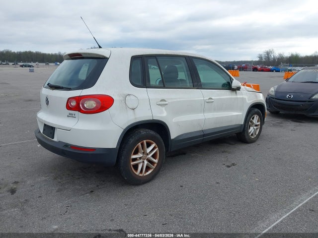 Продаж на аукціоні авто 2011 Volkswagen Tiguan S, vin: WVGBV7AX6BW539099, номер лоту: 44777336