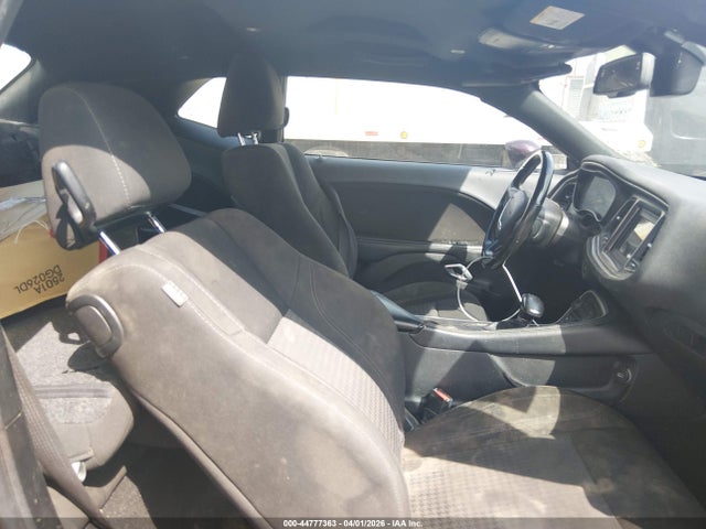 2021 DODGE CHALLENGER 2C3CDZAGXMH543220 Photo 4