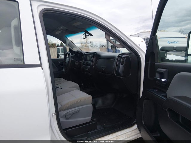 2017 CHEVROLET SILVERADO 2500HD 1GC2KUEGXHZ319378 Photo 4
