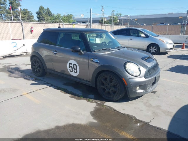 2009 MINI COOPER S WMWMF73549TX40269