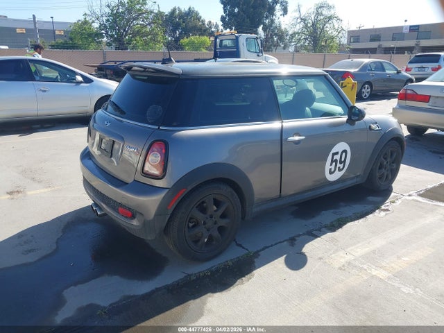 2009 MINI COOPER S WMWMF73549TX40269 Photo 3