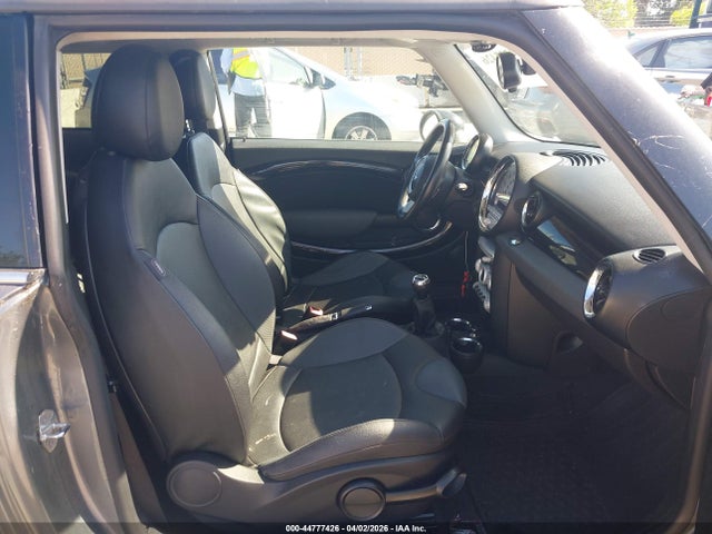 2009 MINI COOPER S WMWMF73549TX40269 Photo 4