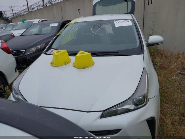 JTDKAMFU6M3141621 Toyota Prius Le