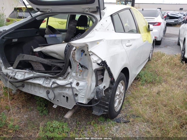JTDKAMFU6M3141621 Toyota Prius Le