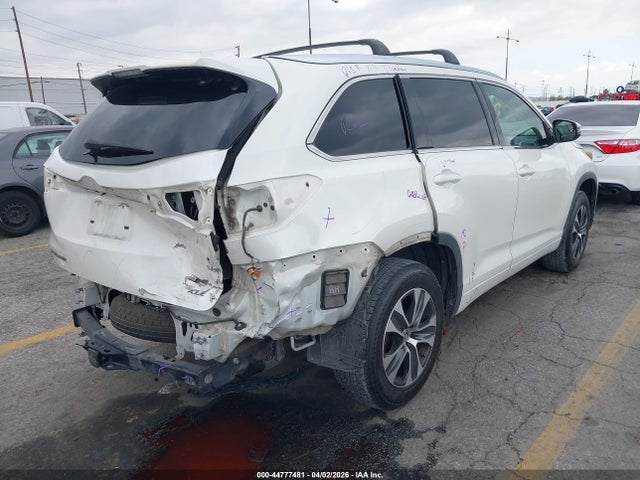 Toyota Highlander Xle V6 2015 5TDKKRFH3FS064592 Image 4