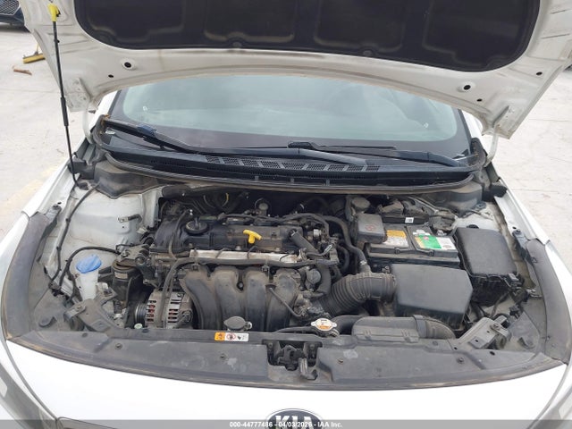 Продажа на аукционе авто 2018 Kia Forte Lx, vin: 3KPFL4A75JE200398, номер лота: 44777486