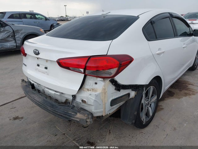 Продажа на аукционе авто 2018 Kia Forte Lx, vin: 3KPFL4A75JE200398, номер лота: 44777486