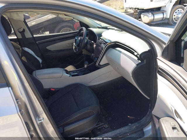 44777493 :رقم المزاد ، KM8JBCAE5NU134573 vin ، 2022 Hyundai Tucson Sel مزاد بيع