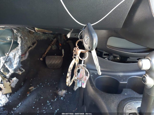44777532 :رقم المزاد ، 3N1CE2CP0FL447235 vin ، 2015 Nissan Versa Note Sv مزاد بيع