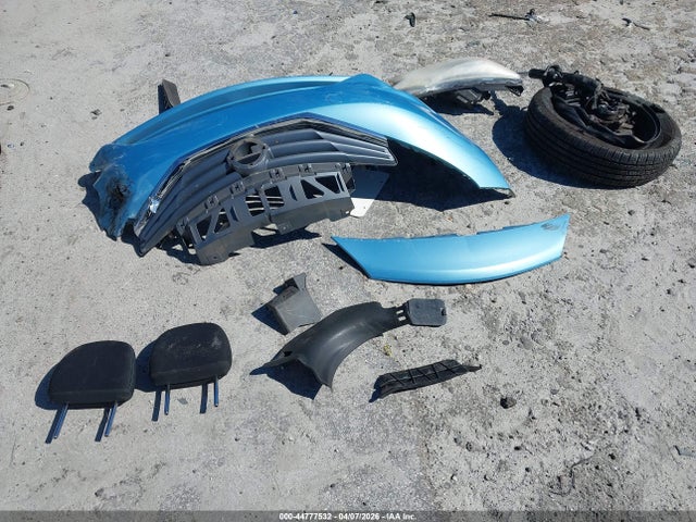 44777532 :رقم المزاد ، 3N1CE2CP0FL447235 vin ، 2015 Nissan Versa Note Sv مزاد بيع