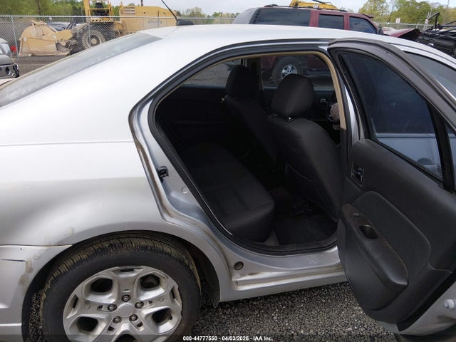 44777550 :رقم المزاد ، 3FAHP0HA1BR295680 vin ، 2011 Ford Fusion Se مزاد بيع