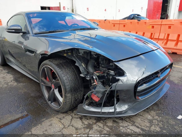 Jaguar F-TYPE R 2018 SAJD51EEXJCK51476 Image 6