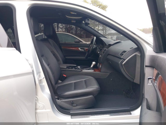 Продаж на аукціоні авто 2011 Mercedes-benz C 300 Luxury 4matic/sport 4matic, vin: WDDGF8BB8BR138481, номер лоту: 44777595