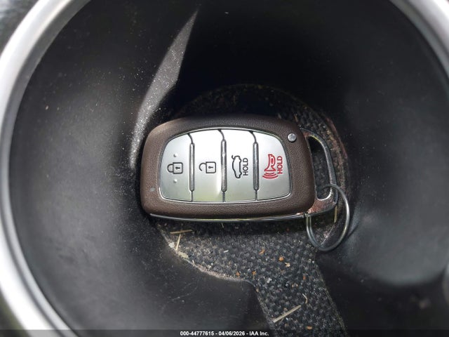 Aukcja sprzedaży 2016 Hyundai Elantra Limited, vin: 5NPDH4AEXGH688713, numer aukcji: 44777615