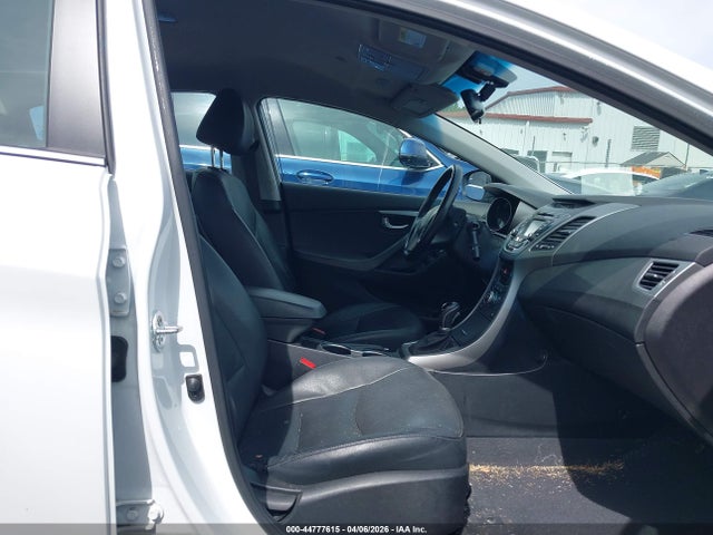 Aukcja sprzedaży 2016 Hyundai Elantra Limited, vin: 5NPDH4AEXGH688713, numer aukcji: 44777615