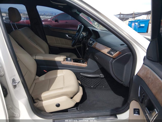 44777618 :رقم المزاد ، WDDHF5KB4CA631092 vin ، 2012 Mercedes-benz E 350 مزاد بيع