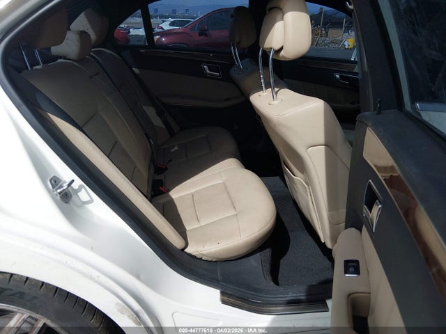 44777618 :رقم المزاد ، WDDHF5KB4CA631092 vin ، 2012 Mercedes-benz E 350 مزاد بيع