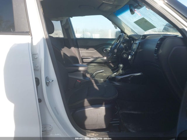 Aukcja sprzedaży 2016 Kia Soul +, vin: KNDJP3A57G7330960, numer aukcji: 44777644