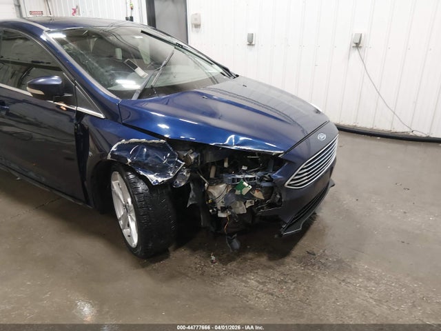 Ford Focus Titanium 2016 1FADP3N29GL367700 Image 6