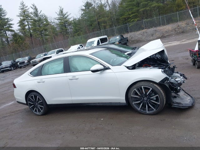1HGCY2F82SA059516 Honda Accord Hybrid Touring