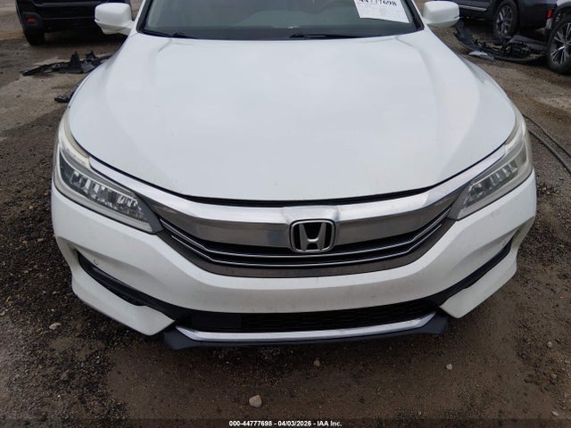 44777698 :رقم المزاد ، 1HGCR3F98HA006470 vin ، 2017 Honda Accord Touring V6 مزاد بيع