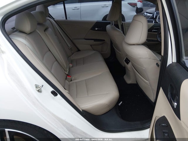 44777698 :رقم المزاد ، 1HGCR3F98HA006470 vin ، 2017 Honda Accord Touring V6 مزاد بيع
