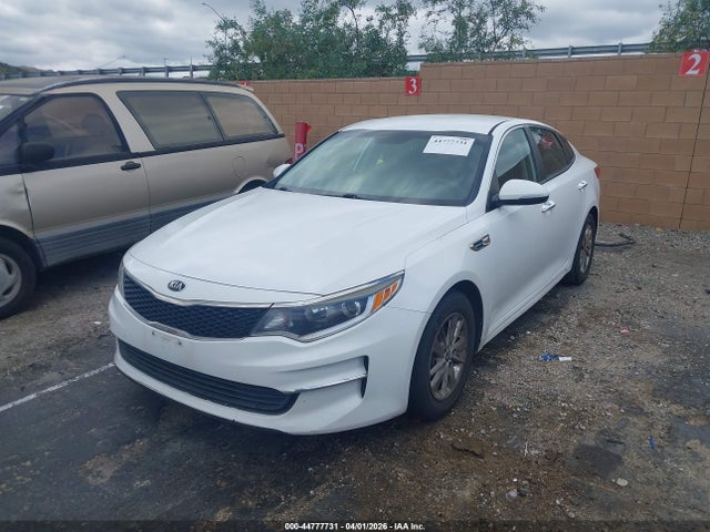 5XXGT4L30JG198582 KIA Optima Lx