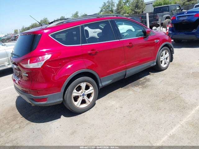 1FMCU0GX6FUB61695 Ford ESCAPE SE