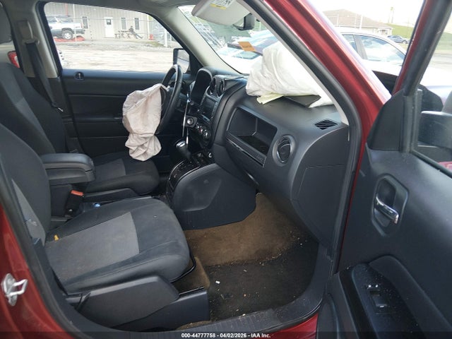 Продажа на аукционе авто 2016 Jeep Patriot Latitude, vin: 1C4NJRFB5GD627828, номер лота: 44777758