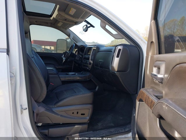 44777761 :رقم المزاد ، 1GT120E80FF175769 vin ، 2015 Gmc Sierra 2500hd Denali مزاد بيع