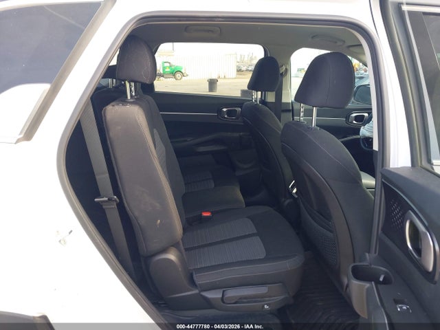 5XYRG4LCXNG085477 KIA SORENTO LX