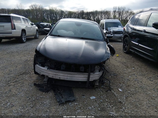 Продажа на аукционе авто 2015 Chrysler 200 C, vin: 1C3CCCCG7FN509906, номер лота: 44777806